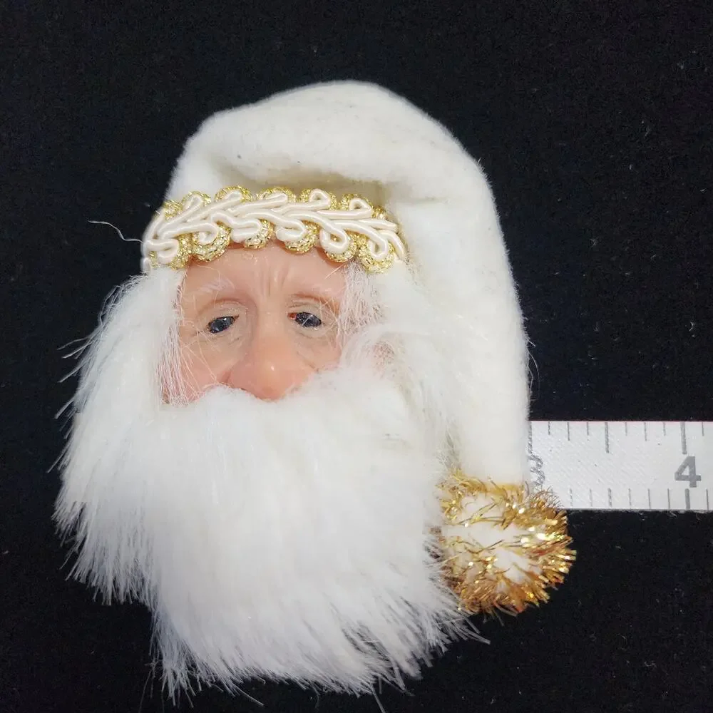 Santa Claus Face Brooch Pin White-Gold Faux Fur Northwest Santa Creation Limited